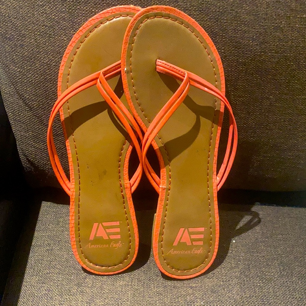 American Eagle Flip Flops